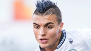 Yasins drömdebut – iklädde sig hjälterollen direkt